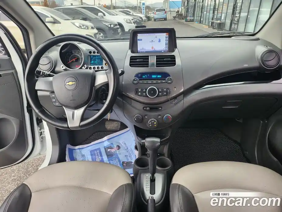 Chevrolet Spark 2012 1.0 Автомат в Москве № 104642, фото 8