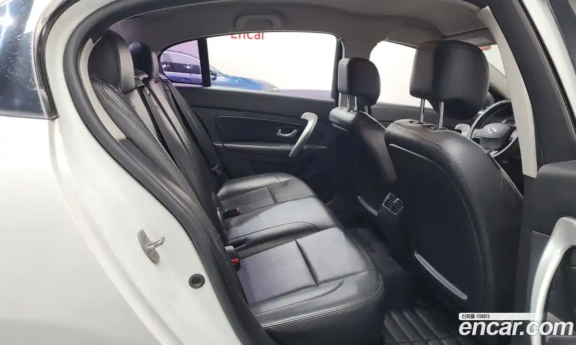 Renault SM5 2017 2.0 Автомат в Москве № 106646, фото 17