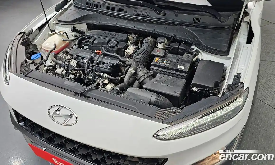 Hyundai Kona 2021 1.6 Автомат в Москве № 112254, фото 17