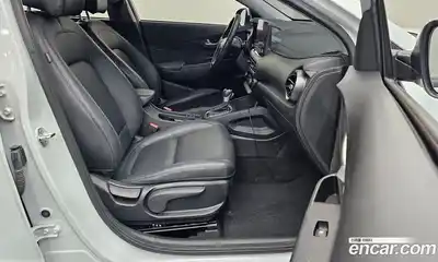 Hyundai Kona 2021 1.6 Автомат в Москве № 112254, миниатюра 3