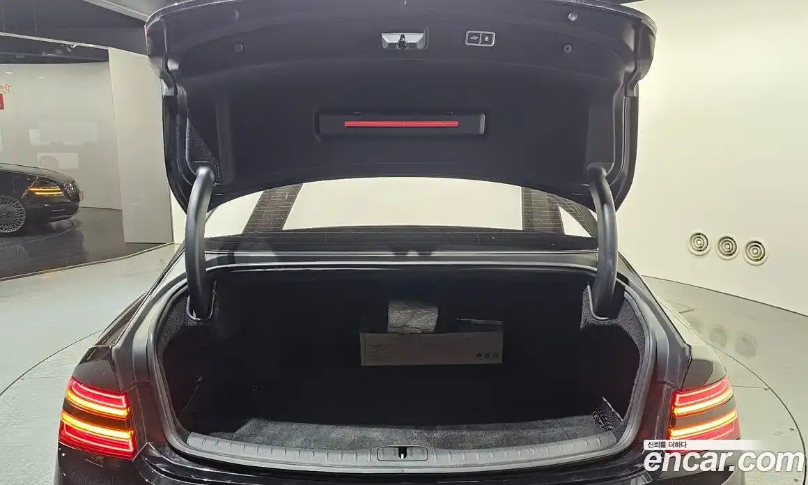 Genesis G80 2022 2.5 Автомат в Москве № 117654, фото 11