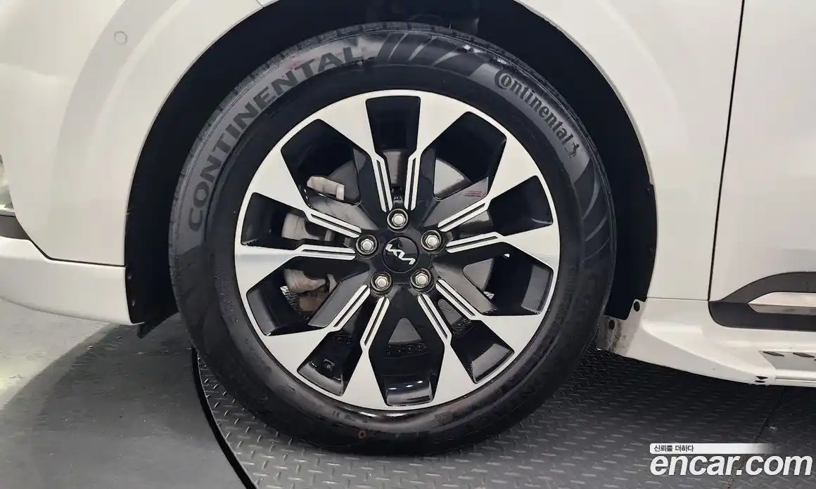 Kia Canival 2022 3.5 Автомат в Москве № 120853, фото 19