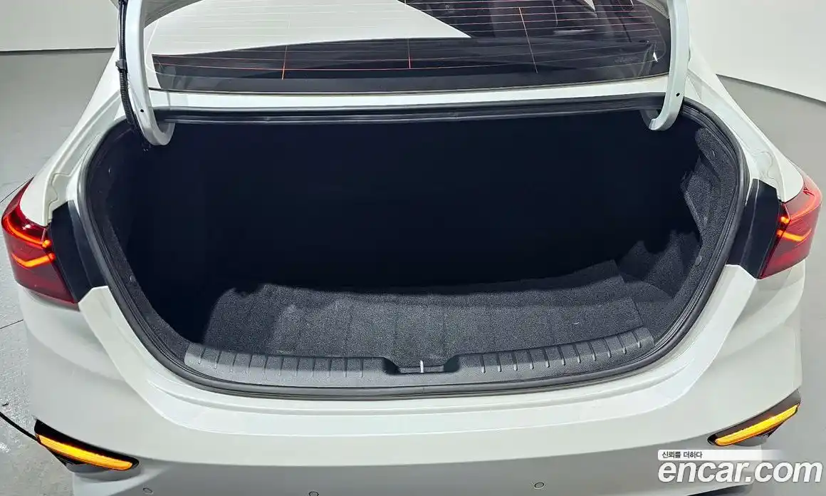 Kia K3 2019 1.6 Автомат в Москве № 121560, фото 17