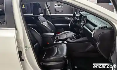 Kia K3 2019 1.6 Автомат в Москве № 121560, миниатюра 2