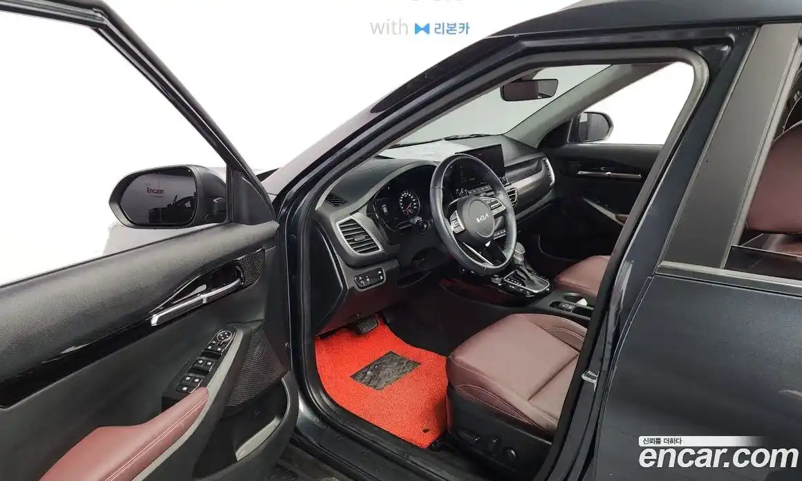 Kia Seltos 2023 1.6 Автомат в Москве № 124420, фото 19