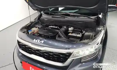 Kia Seltos 2023 1.6 Автомат в Москве № 124420, миниатюра 3