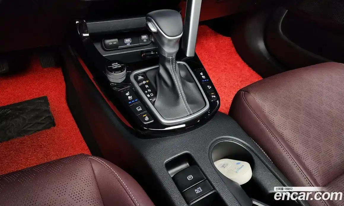 Kia Seltos 2023 1.6 Автомат в Москве № 124420, фото 5