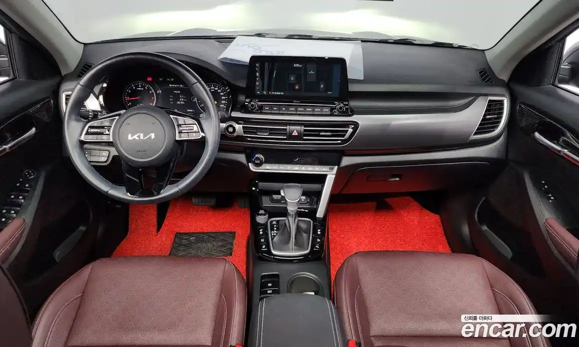 Kia Seltos 2023 1.6 Автомат в Москве № 124420, фото 8