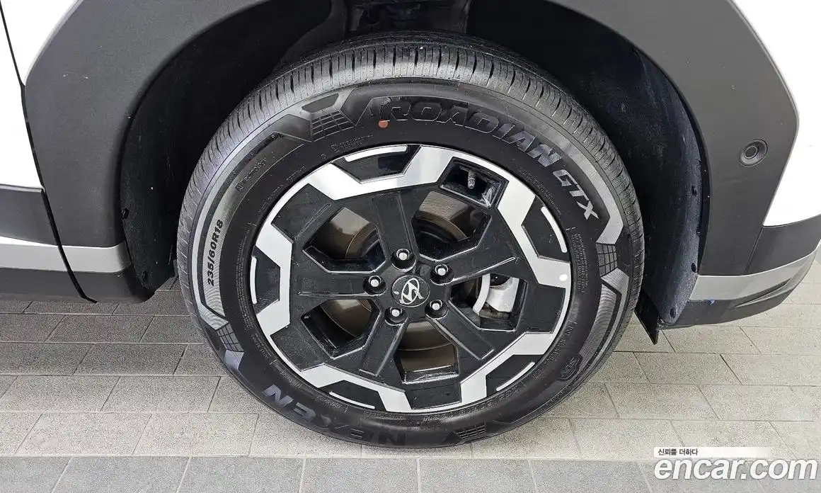 Hyundai Santa Fe 2024 2.5 Автомат в Москве № 126601, фото 5