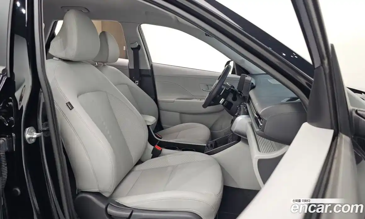 Hyundai Kona 2023 1.6 Автомат в Москве № 127106, фото 14