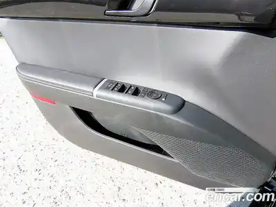 Hyundai Grandeur 2023 2.5 Автомат в Москве № 129934, миниатюра 11