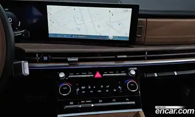 Hyundai Santa Fe 2024 1.6 Автомат в Москве № 130825, миниатюра 6