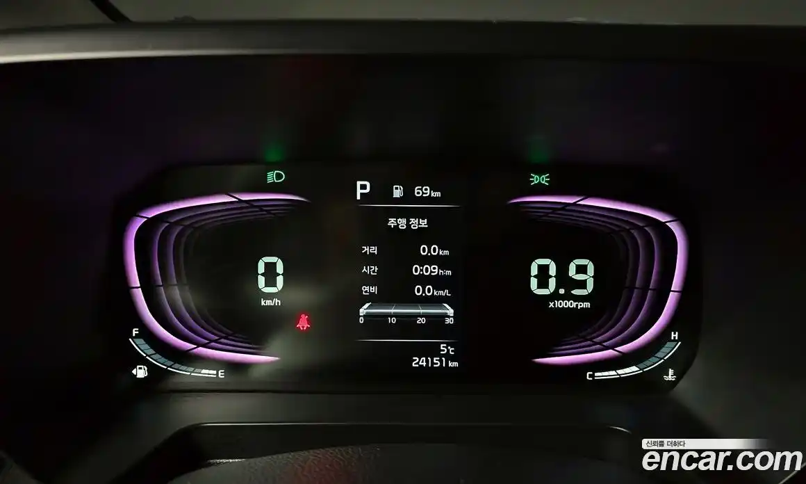 Kia Ray 2023 1.0 Автомат в Москве № 131644, фото 12