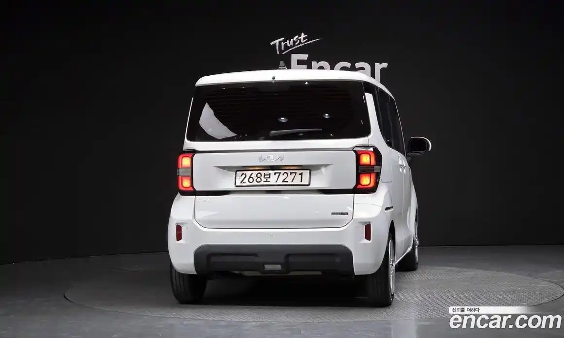 Kia Ray 2023 1.0 Автомат в Москве № 131644, фото 14