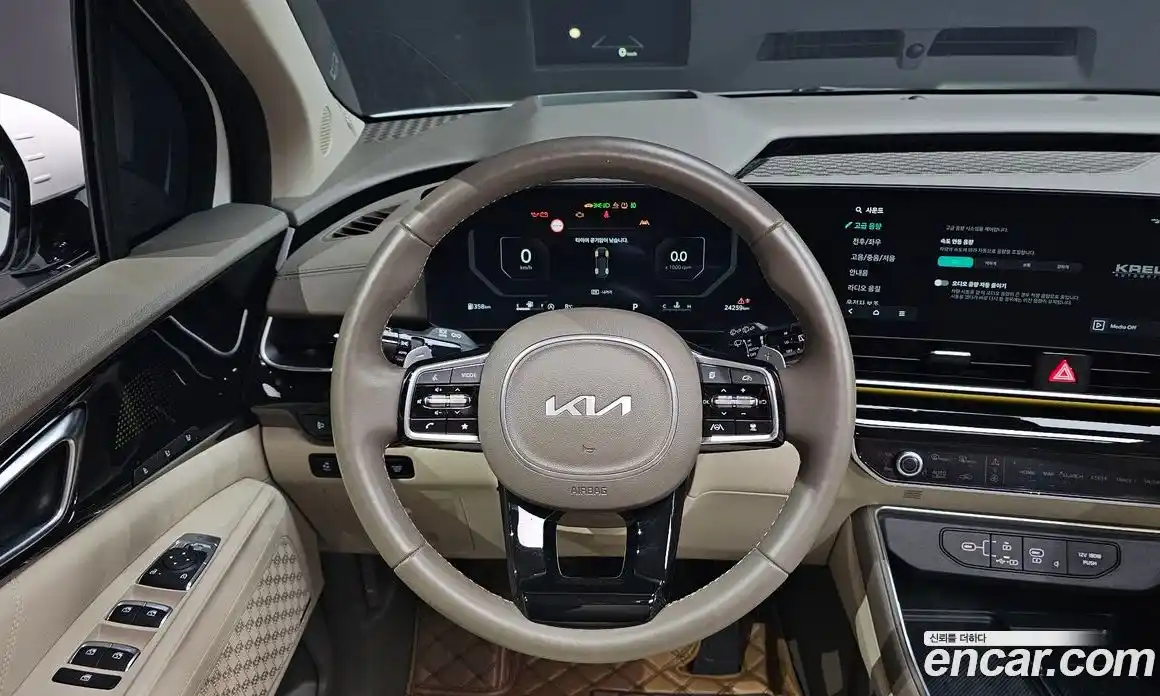 Kia Canival 2024 2.2 Автомат в Москве № 131666, фото 19