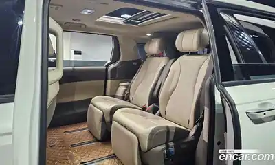 Kia Canival 2024 2.2 Автомат в Москве № 131666, миниатюра 6