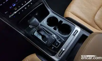 Kia Canival 2023 2.2 Автомат в Москве № 133972, миниатюра 9