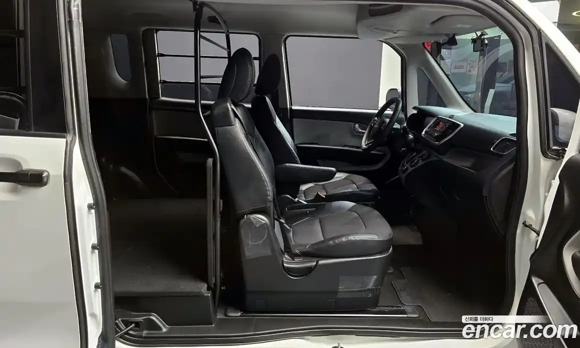 Kia Ray 2022 1.0 Автомат в Москве № 134123, фото 13