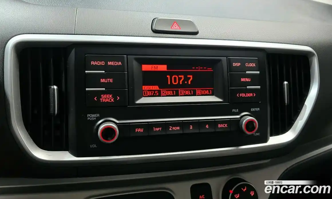 Kia Ray 2022 1.0 Автомат в Москве № 134123, фото 15