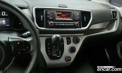 Kia Ray 2022 1.0 Автомат в Москве № 134123, миниатюра 2