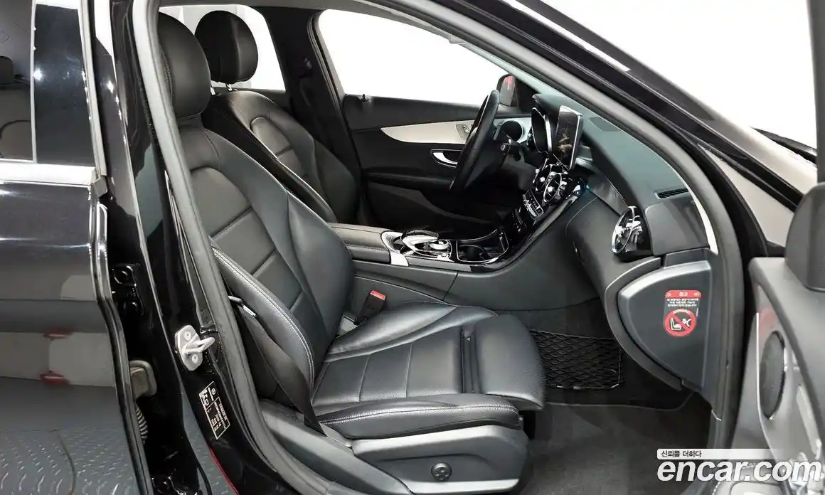 Mercedes-Benz C-Class 2017 2.0 Автомат в Москве № 137952, фото 11