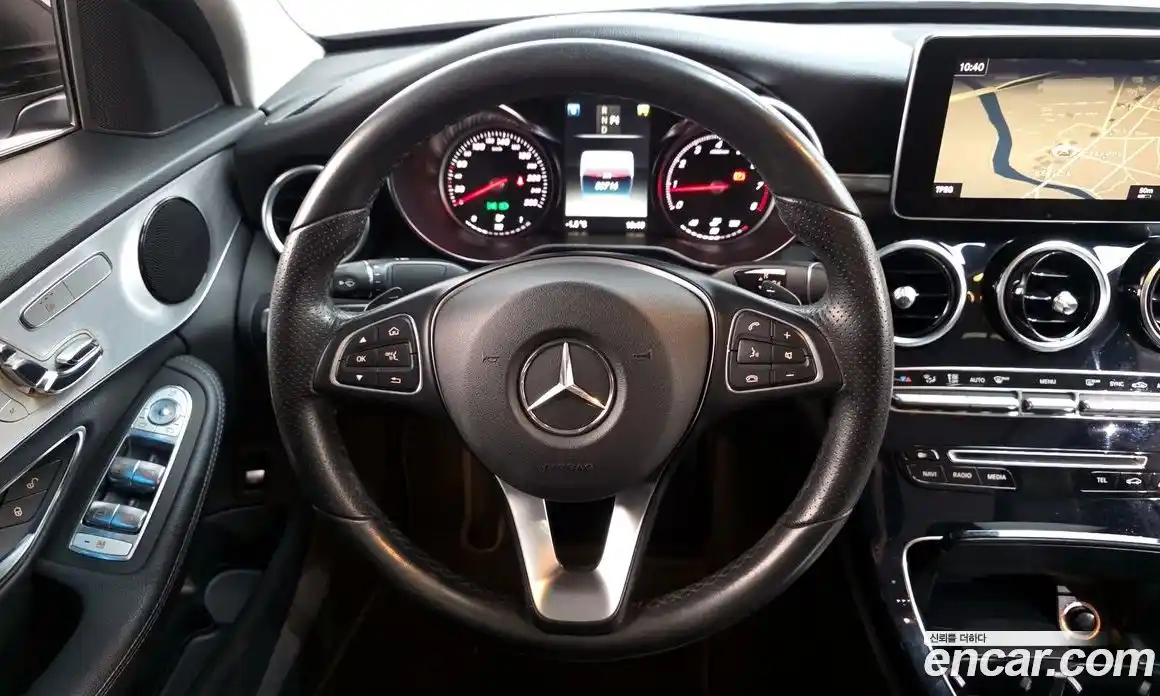 Mercedes-Benz C-Class 2017 2.0 Автомат в Москве № 137952, фото 13