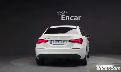Mercedes-Benz A-Class 2020 2.0 Автомат в Москве № 139139, миниатюра 4
