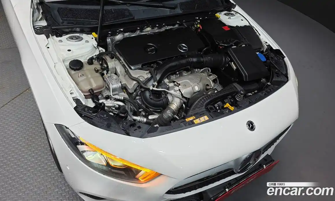 Mercedes-Benz A-Class 2020 2.0 Автомат в Москве № 139139, фото 6