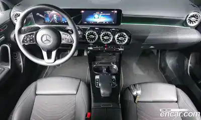 Mercedes-Benz A-Class 2020 2.0 Автомат в Москве № 139139, миниатюра 7