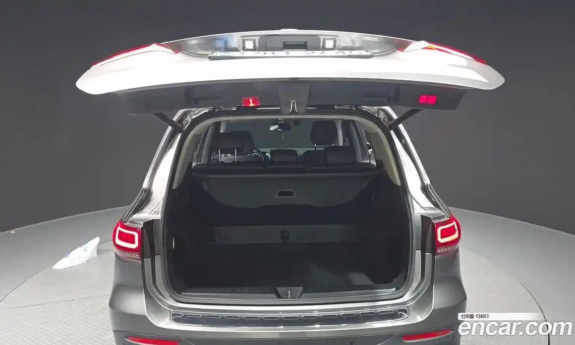 Mercedes-Benz GLB-Class 2020 2.0 Автомат в Москве № 139233, фото 20