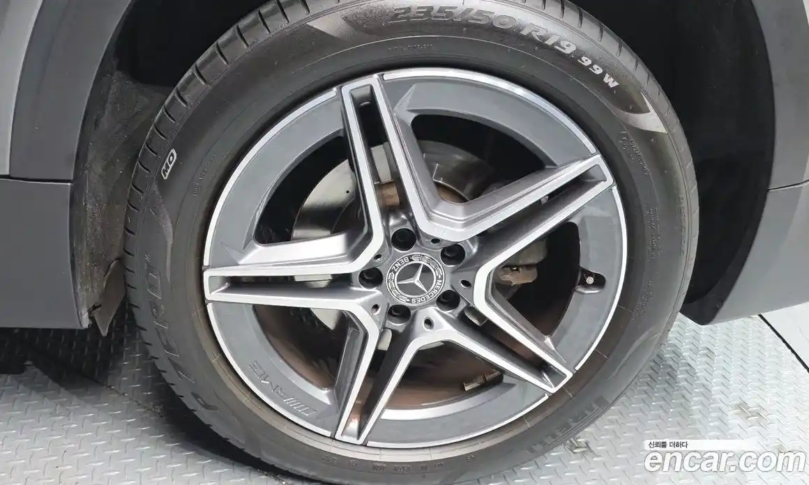 Mercedes-Benz GLB-Class 2020 2.0 Автомат в Москве № 139233, фото 5