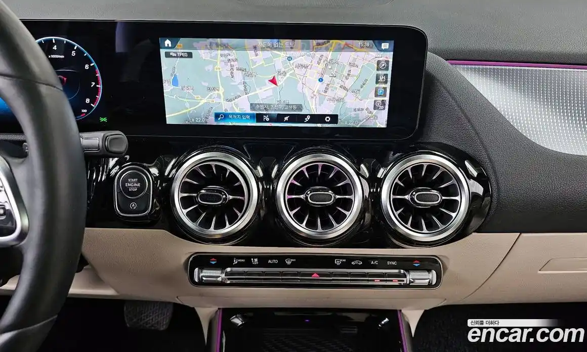 Mercedes-Benz GLA-Class 2021 2.0 Автомат в Москве № 140420, фото 11