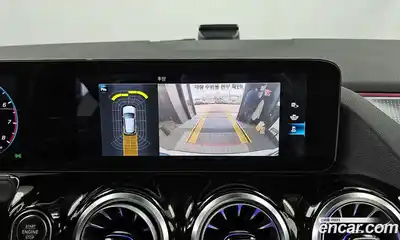 Mercedes-Benz GLA-Class 2021 2.0 Автомат в Москве № 140420, миниатюра 3