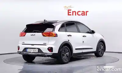 Kia Niro 2022 1.6 Автомат в Москве № 14170, миниатюра 2