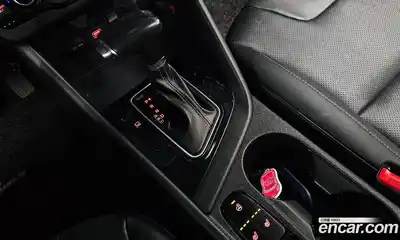 Kia Niro 2022 1.6 Автомат в Москве № 14170, миниатюра 6