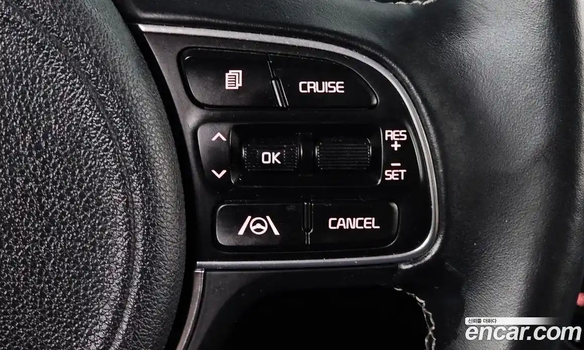 Kia Niro 2022 1.6 Автомат в Москве № 14170, фото 9