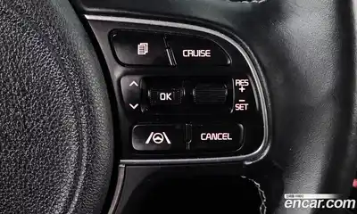 Kia Niro 2022 1.6 Автомат в Москве № 14170, миниатюра 9