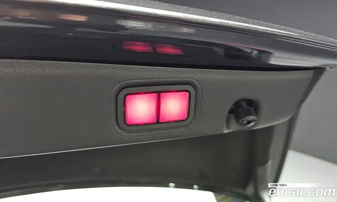 Mercedes-Benz E-Class 2021 2.0 Автомат в Москве № 142130, фото 20