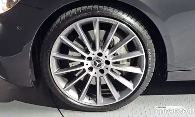 Mercedes-Benz E-Class 2021 2.0 Автомат в Москве № 142130, миниатюра 5