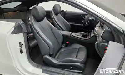 Mercedes-Benz E-Class 2022 2.0 Автомат в Москве № 142571, миниатюра 11