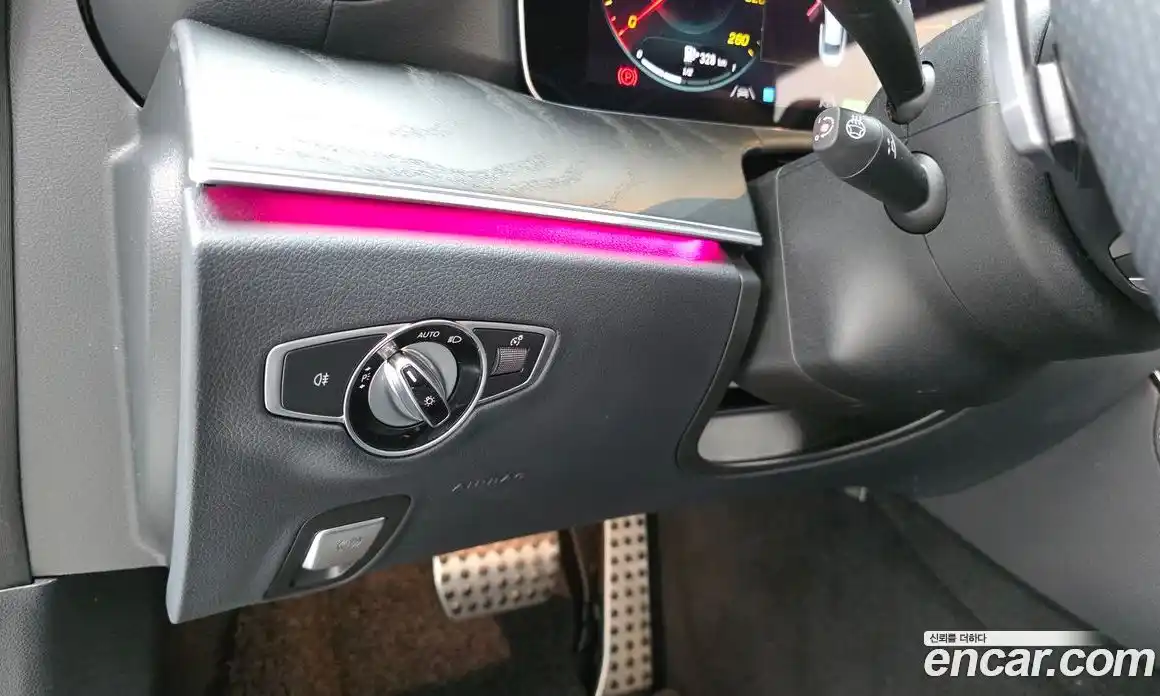 Mercedes-Benz E-Class 2022 2.0 Автомат в Москве № 142571, фото 15