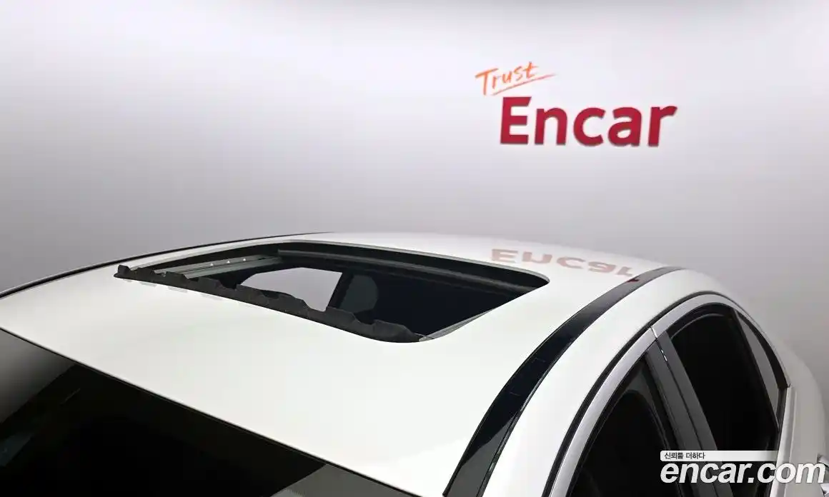 Mercedes-Benz E-Class 2021 2.0 Автомат в Москве № 143318, фото 11