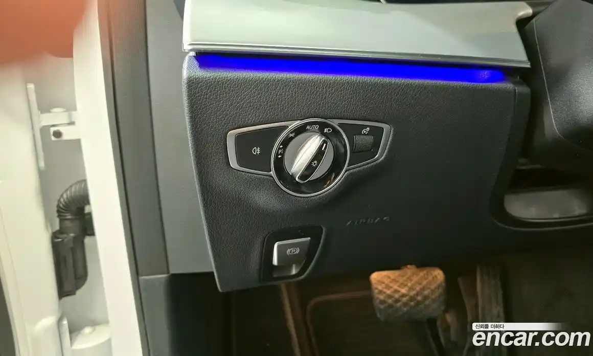 Mercedes-Benz E-Class 2021 2.0 Автомат в Москве № 143318, фото 17