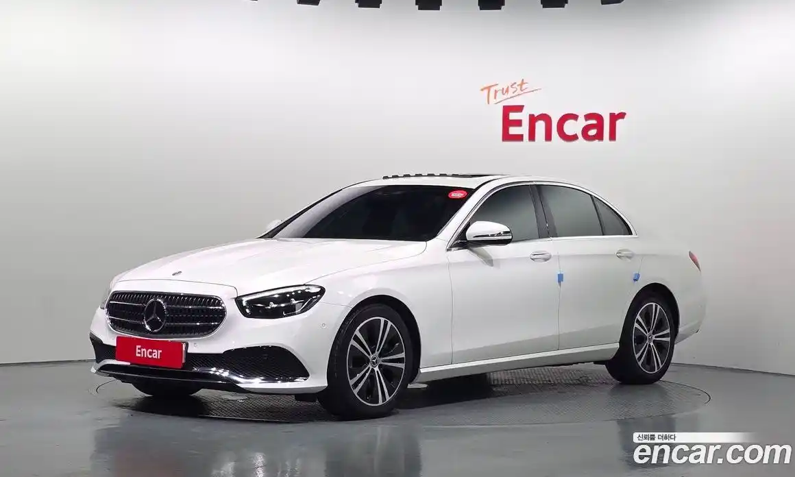 Mercedes-Benz E-Class 2021 2.0 Автомат в Москве № 143318, фото 19