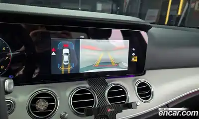 Mercedes-Benz E-Class 2021 2.0 Автомат в Москве № 143318, миниатюра 4