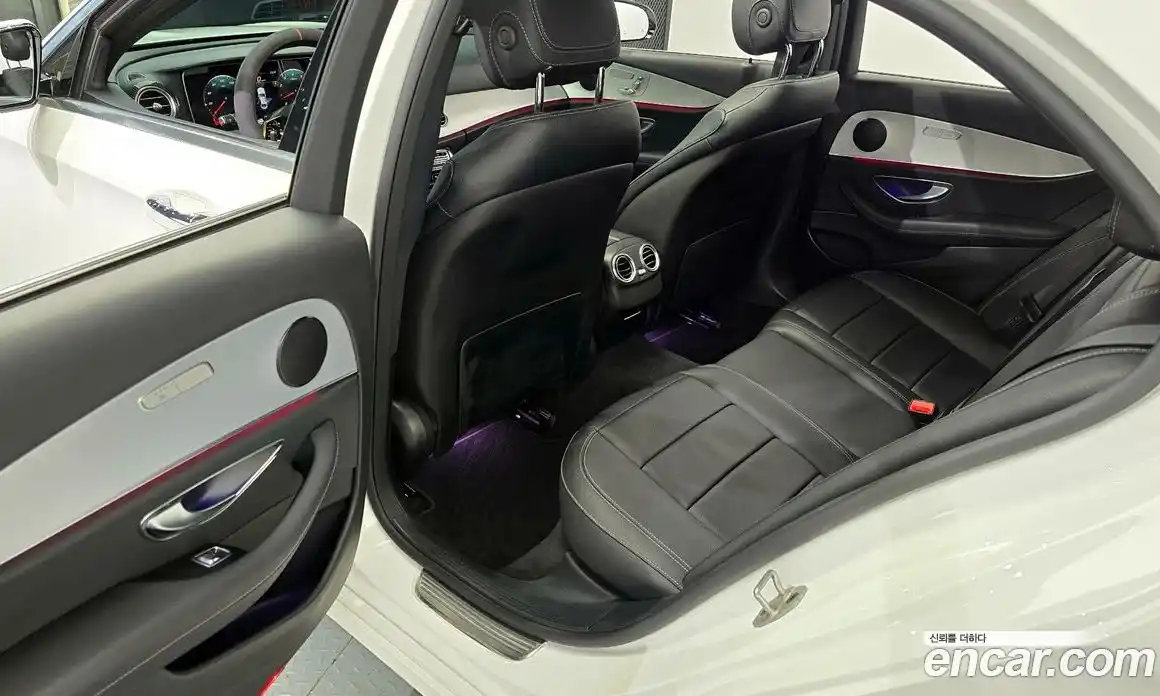 Mercedes-Benz E-Class 2021 2.0 Автомат в Москве № 143318, фото 8