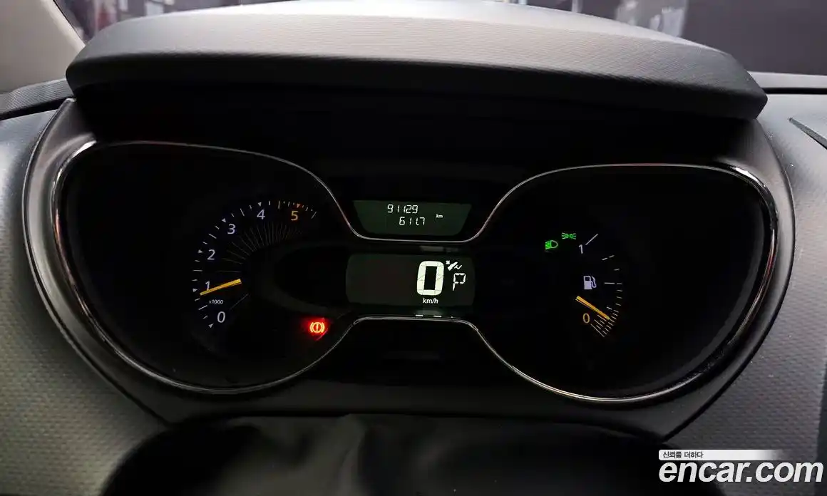 Renault QM3 2016 1.5 Автомат в Москве № 147099, фото 14