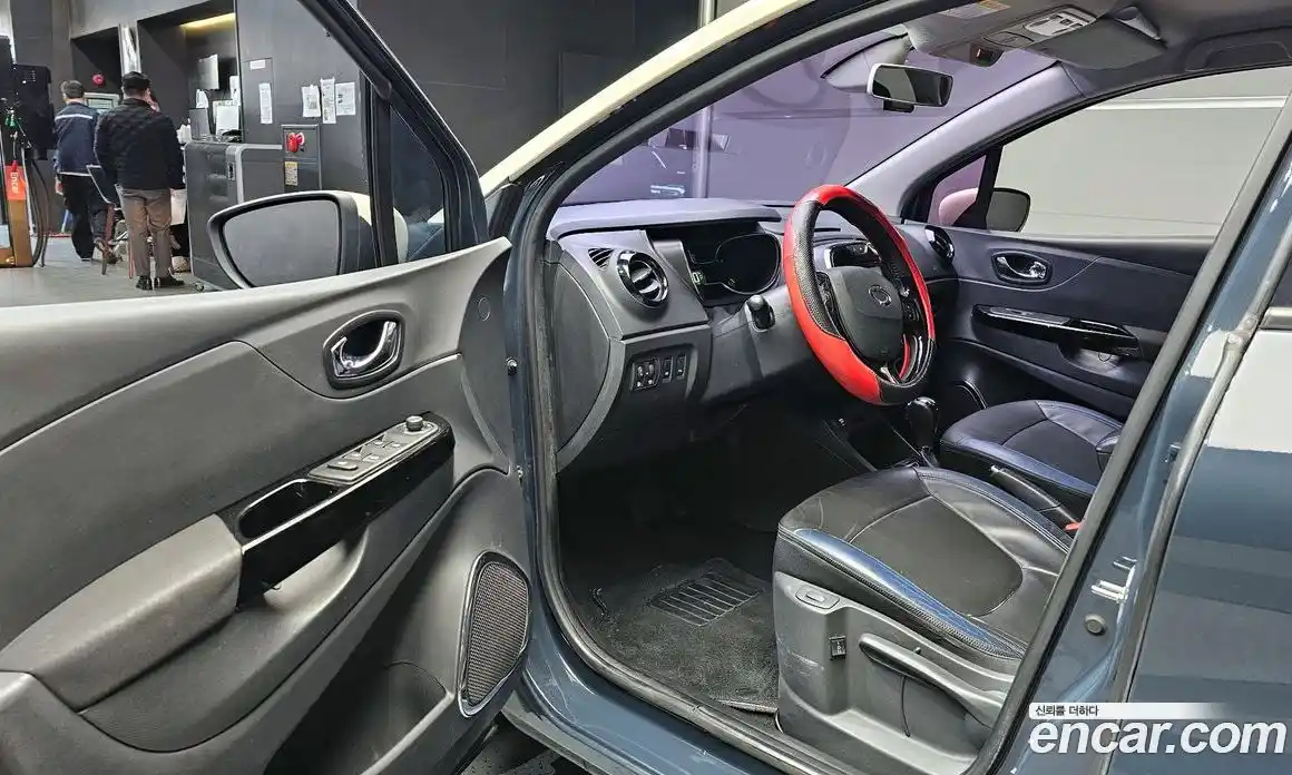 Renault QM3 2016 1.5 Автомат в Москве № 147099, фото 15