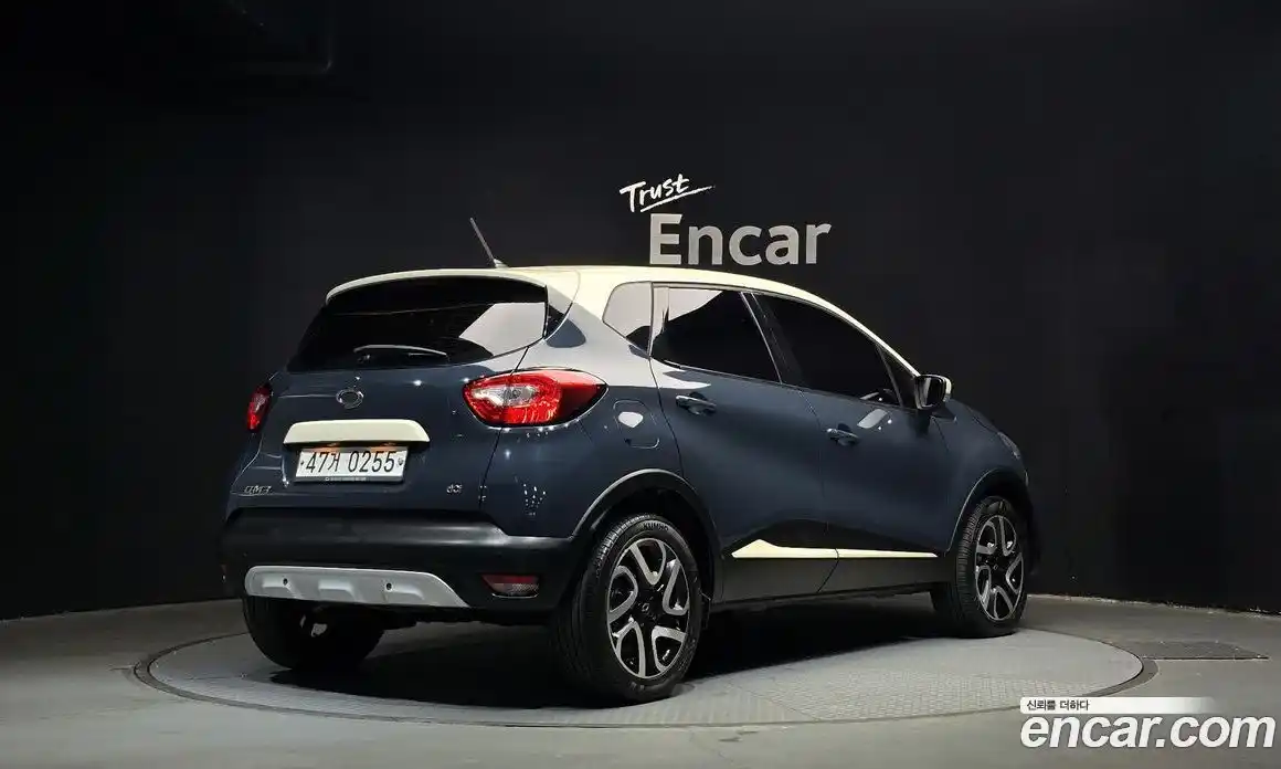 Renault QM3 2016 1.5 Автомат в Москве № 147099, фото 17