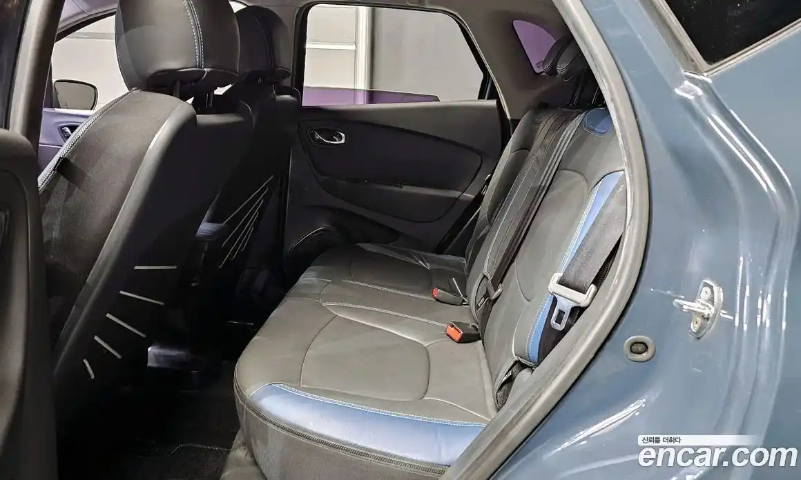 Renault QM3 2016 1.5 Автомат в Москве № 147099, фото 20